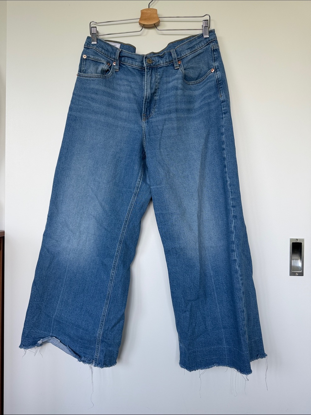 GAP high Stride size 12/Short Wide Leg Blue Women’s Jeans